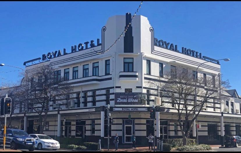 Royal Hotel Orange Kültér fotó